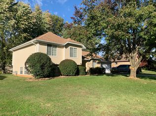 3649 W El Castile St, Springfield, MO 65807