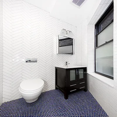 Rented by REAL New York | media 21