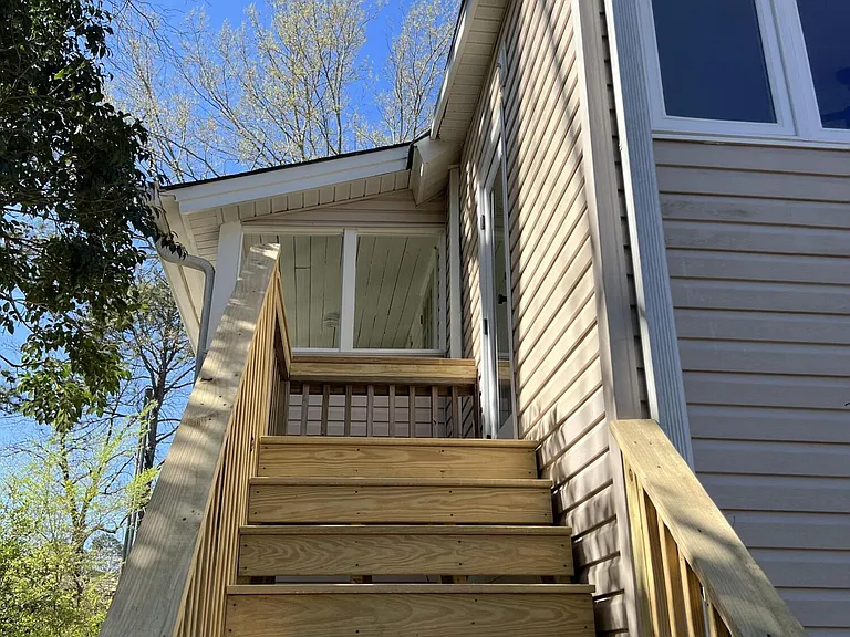 145 E Vermont Ave #B — Photo 14