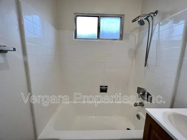 5551 E 23rd St #12 — Photo 11