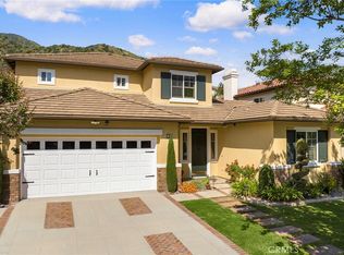 21 Whispering Willow Ct, Azusa, CA 91702