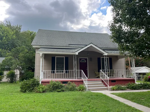 24 Moody St, Greenville, SC 29611