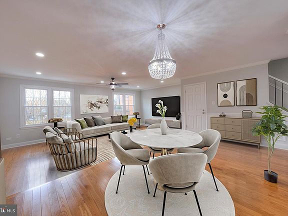 5th image of 3154 Stratford Ct