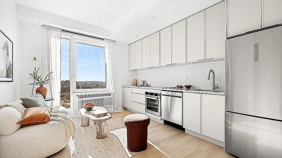150 Lawrence Street — Photo 2