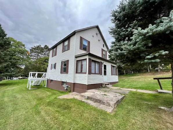 9 Baker Rd, Caspian, MI 49915
