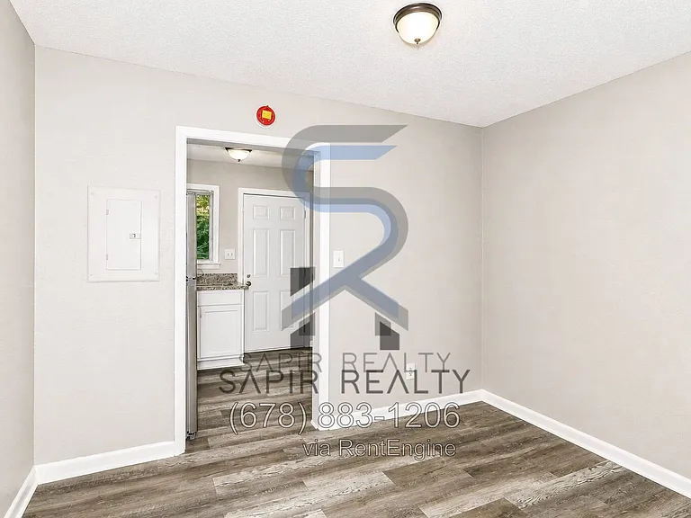2045 Alison Ct SW #5 — Photo 5