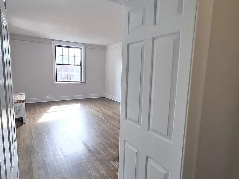 6860 108th St #3H — Photo 3