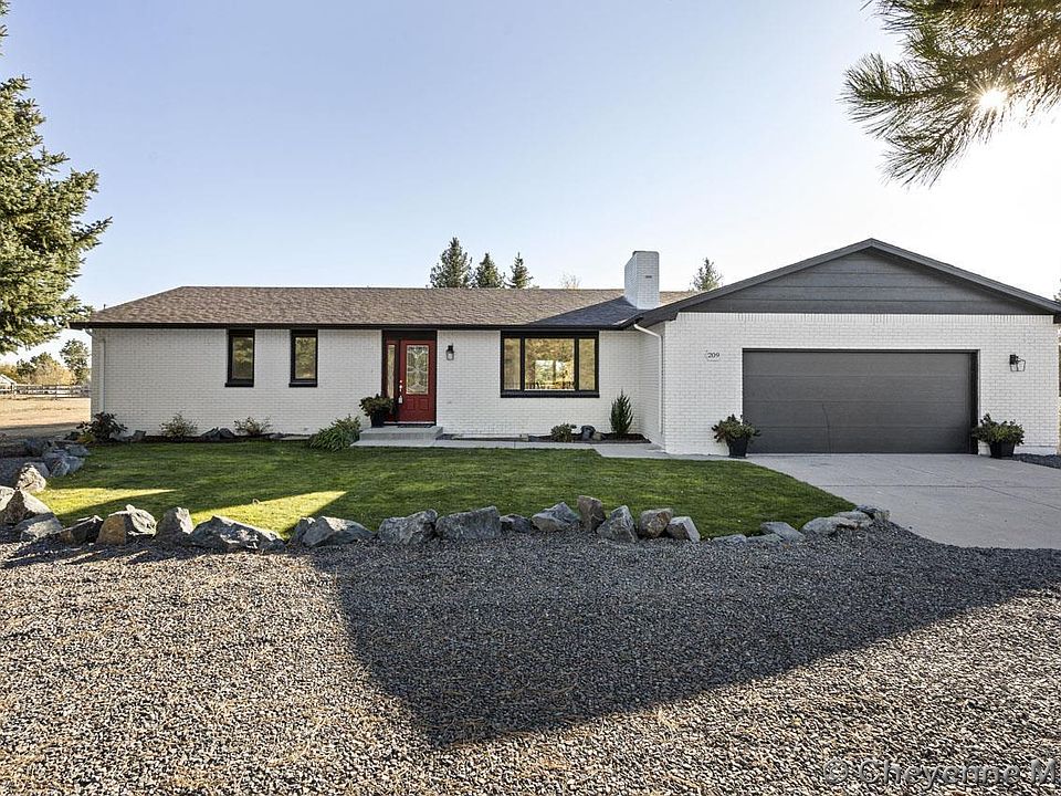 1st image of 209 Ponderosa Trl