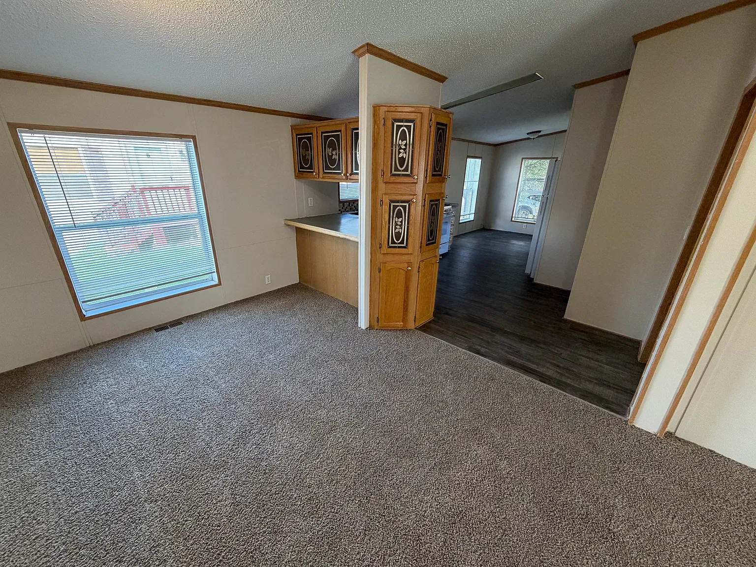 3 bed, 1456 sqft, $1,300 — Photo 3