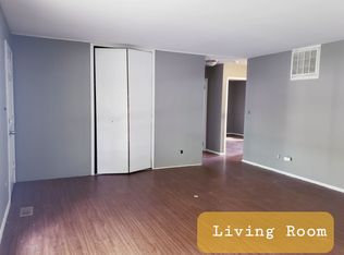 901 Bellepark Dr, Champaign, IL 61821