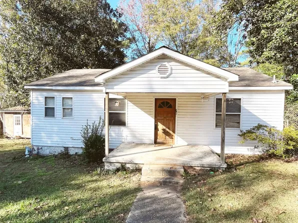 1100 Highland Ave, Clanton, AL 35045