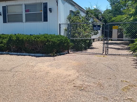 2nd image of 6520 Kelly Ave NE
