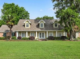 27 Belle Grove Dr, Destrehan, LA 70047