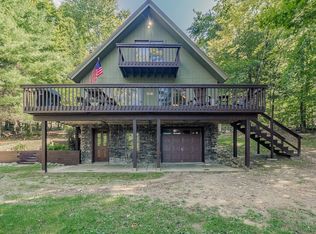 22 Turner Ridge Private Rd, Hadley, NY 12835