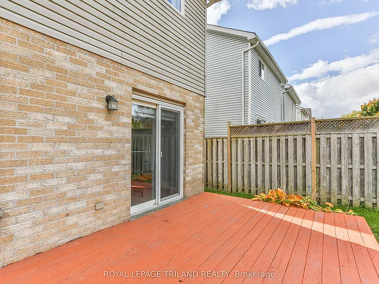 952 Thistledown Way — Photo 41