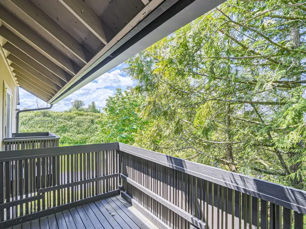 1425 S Puget Dr APT 301, Renton, WA 98055