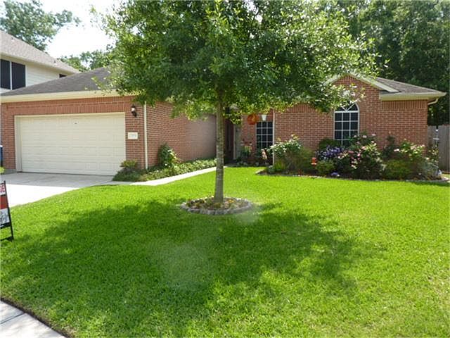 Gorgeous one story in private cul-de-sac.