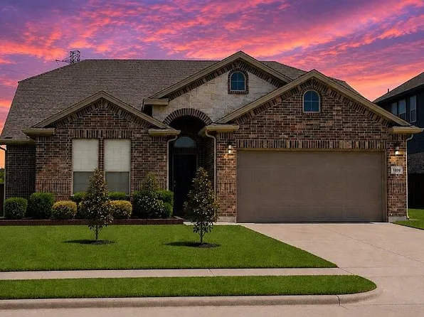 1209 Beestone Dr, Saginaw, TX 76131