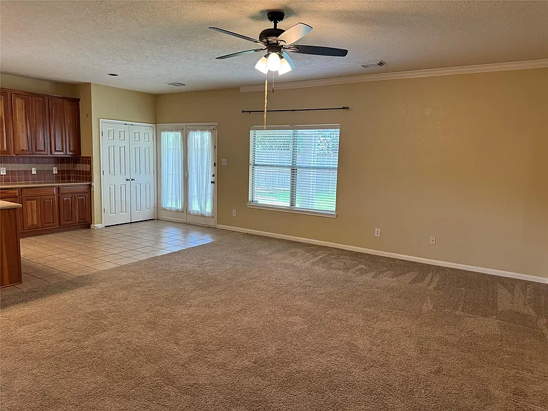 21307 Springbrook Hollow Ct — Photo 8