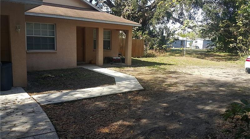 2nd image of 812 27th St E