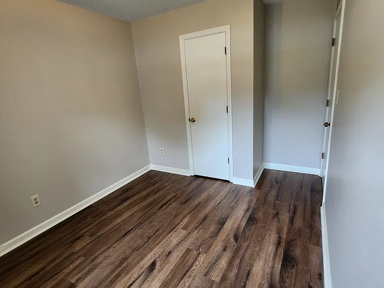 2036 Merle Ln — Photo 12