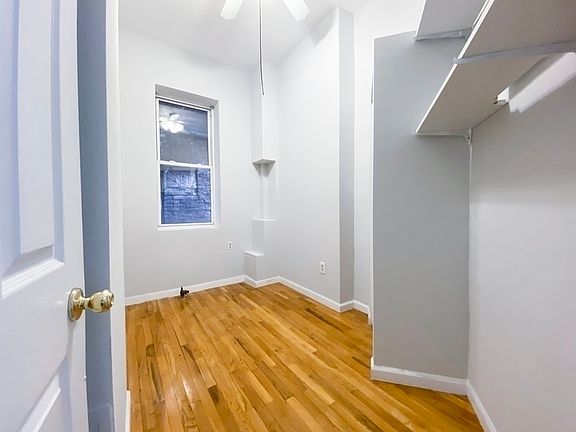 3rd image of 13 Saint Marks Pl APT 5