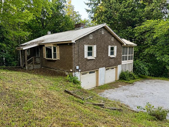 2nd image of 150 Birchcroft Drive