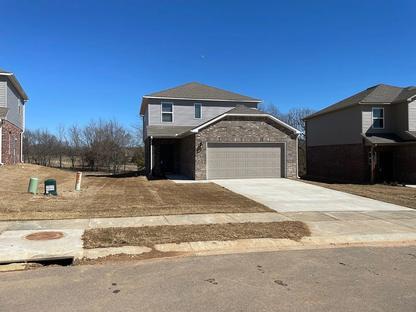 Coming Soon in Farmington! Fall in Love with This Stunning 3-Bedroom, 2.5-Bath Home with Covered ... — Photo 3