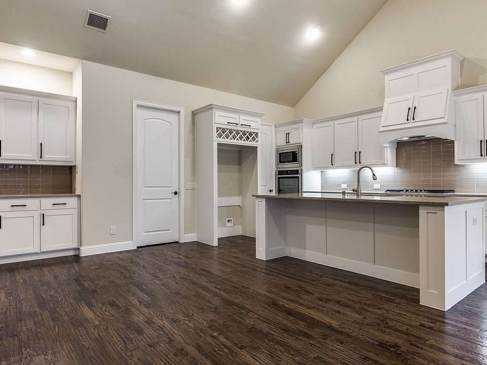 Light & Bright Kitchen