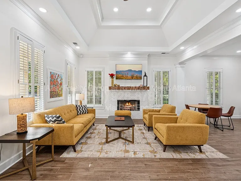 6725 Ridgefield Dr — Photo 44