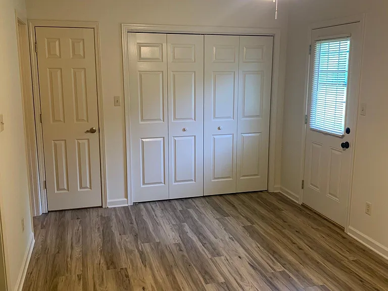 210-2 Theobald Ln #2 — Photo 7