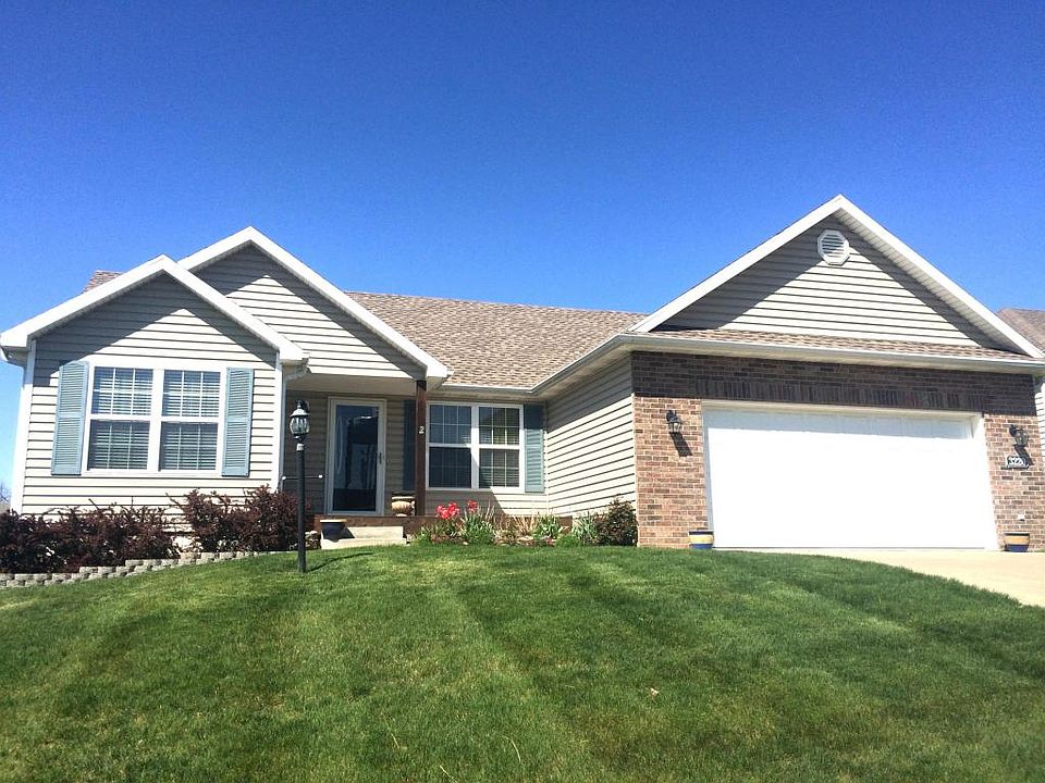 1st image of 3220 Morton Ln
