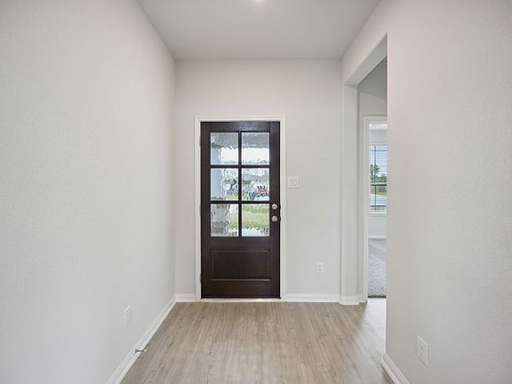 11056 Patriot Ct - San Jacinto - Entry
