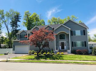 4 Richard Ln, Wayne, NJ 07470