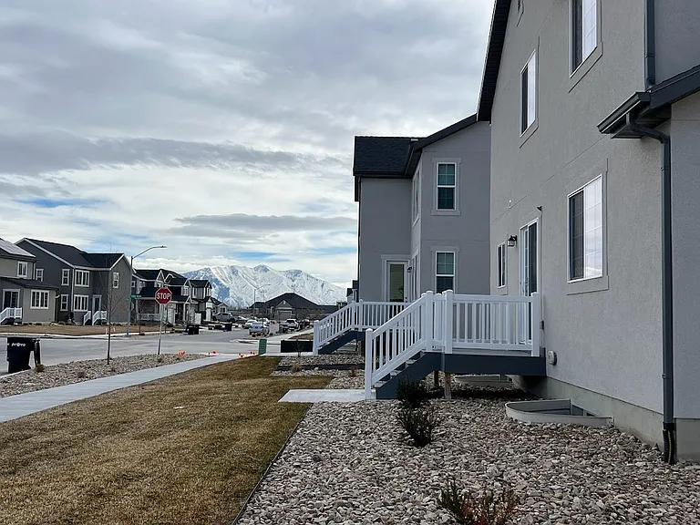 1415 N 3500 W — Photo 18