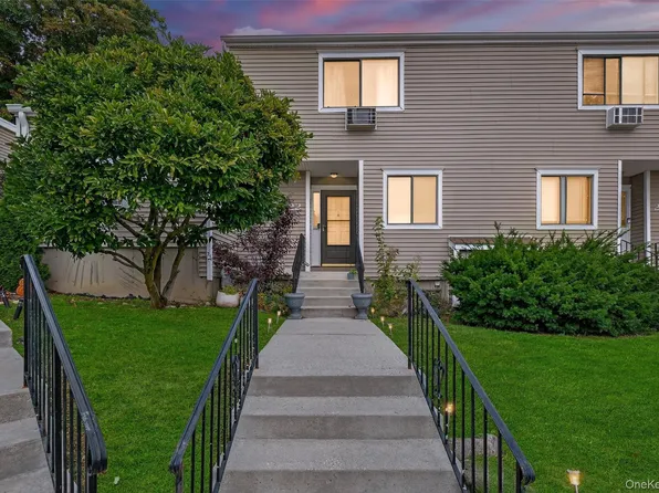 22 Brewster Woods Drive, Brewster, NY 10509