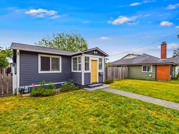 3305 G St, Eureka, CA 95503