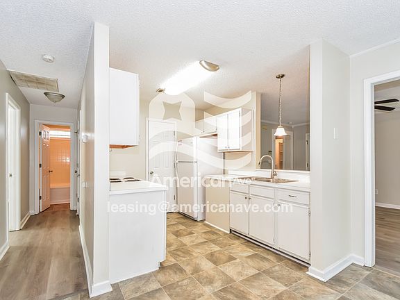 5-Dining Room