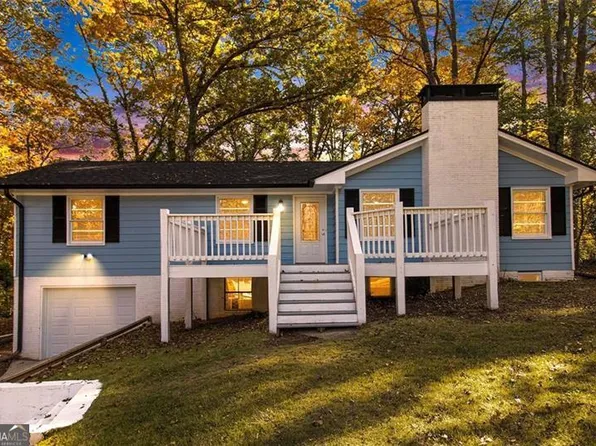 1399 Sagewood Cir, Stone Mountain, GA 30083