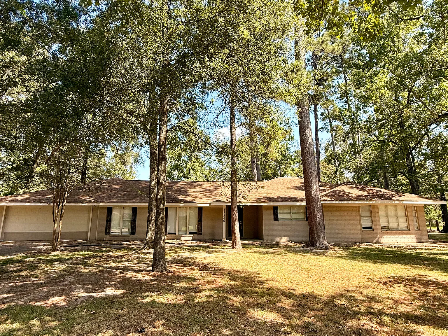5 bed, 2766 sqft, $2,450 — Photo 1
