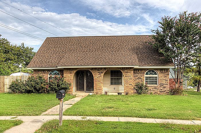 8815 E. 58th St. S., Tulsa