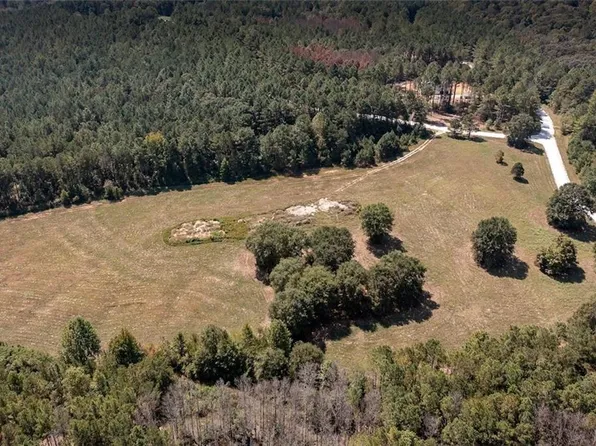 250 Riversong Rd, Carrollton, GA 30117