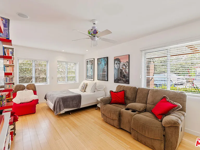 7122 Dume Dr — Photo 27