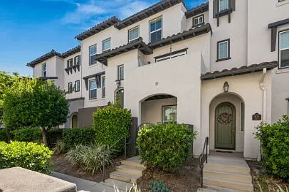 1625 Filaree Dr — Photo 3