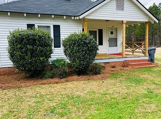 377 E Hightower Trl, Social Circle, GA 30025