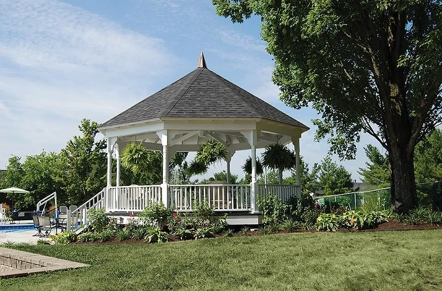 Laurelwood Apartments and Townhomes