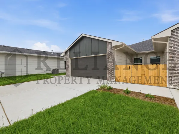 204 N Gowen St, Goddard, KS