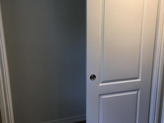3rd image of 579 Edgegrove Ave