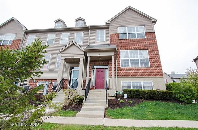 1st image of 423 Station Park Cir
