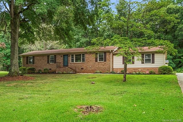 1st image of 311 Green Bay Dr
